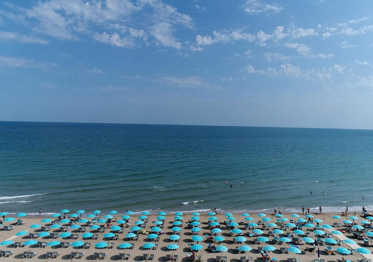 Camping Village Malibu Beach Lido di Jesolo Exterior photo