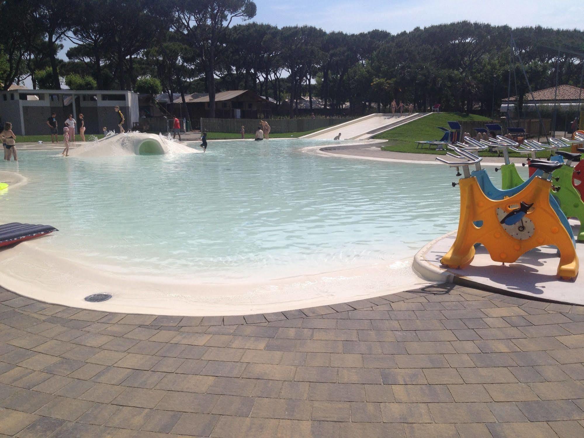 Camping Village Malibu Beach Lido di Jesolo Exterior photo