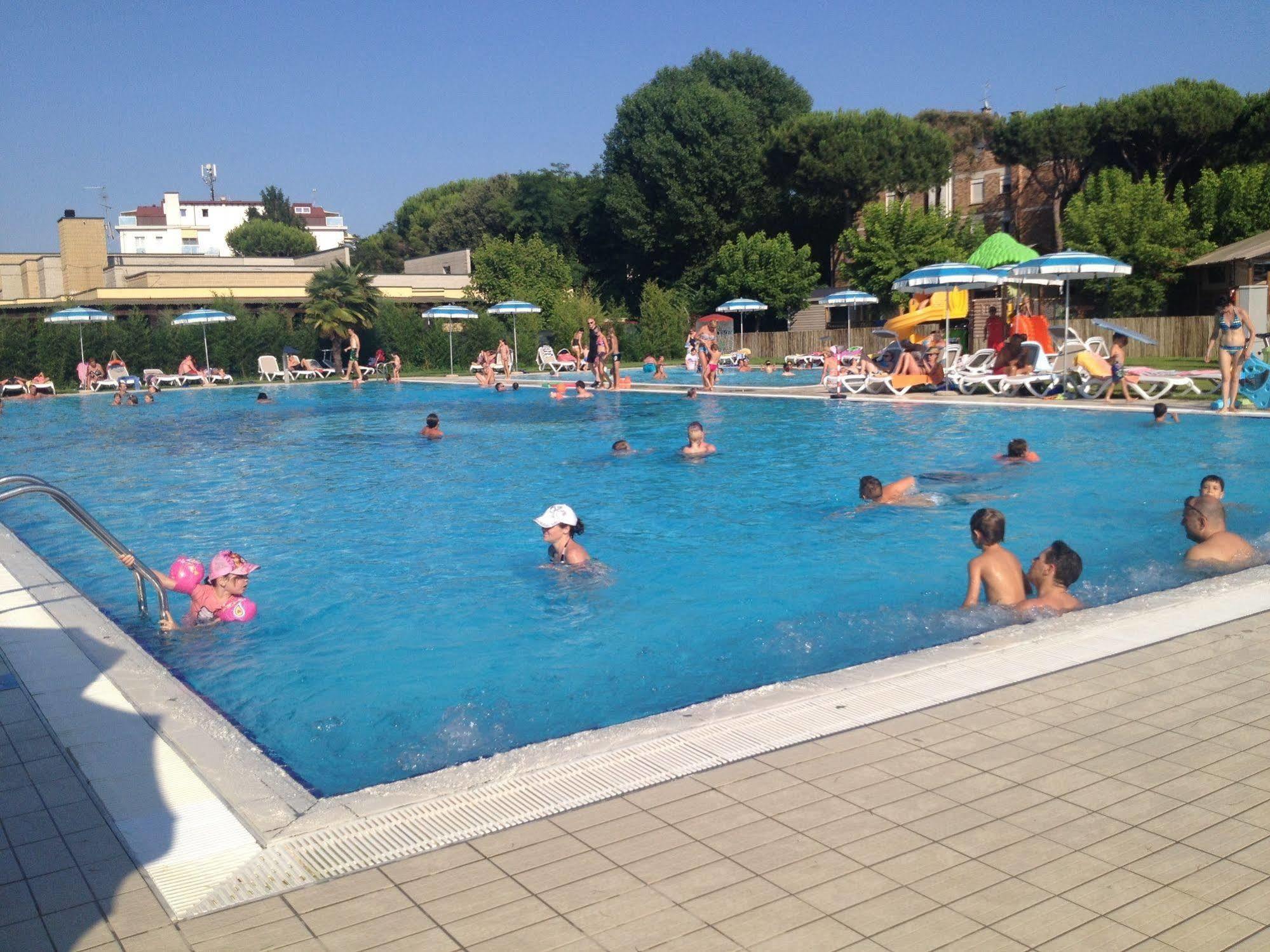 Camping Village Malibu Beach Lido di Jesolo Exterior photo